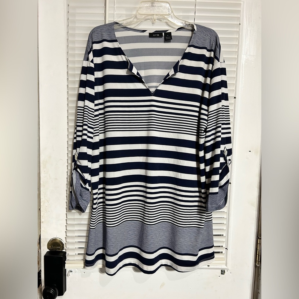 Apt 9 XL Ladies Blouse